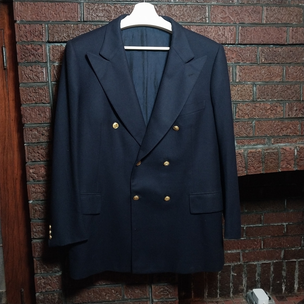Brioni Flannel Double Breasted Navy Blazer [EU 53]